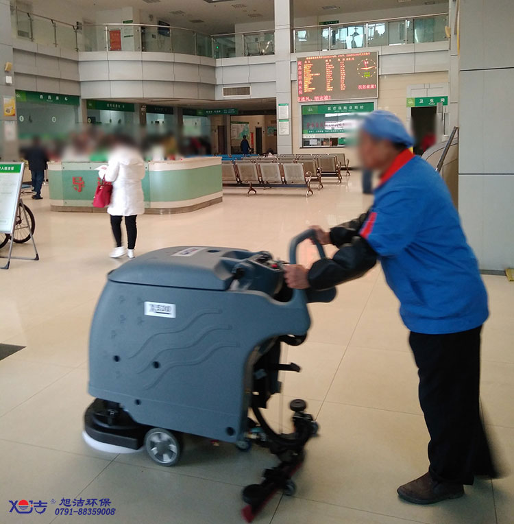 醫院大廳保潔,醫院手推式洗地機