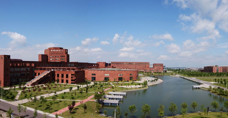 江西師范大學旭潔洗地機客戶案例-<a href=http://www.zendaikai.com target=_blank class=infotextkey>洗地機生產廠</a>家